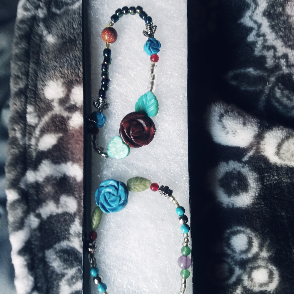 Jewelry set - Picture 1 of 3